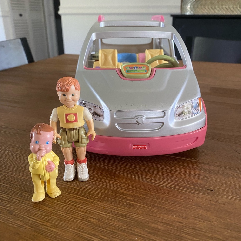 Fisher Price Loving Family Dollhouse lot